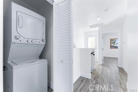 Detail Gallery Image 10 of 33 For 51 Kennebec Ave #3,  Long Beach,  CA 90803 - 3 Beds | 3/1 Baths