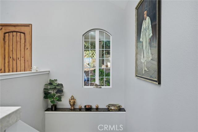 Image 36 of 72 For 18530 Glenwood Rd.