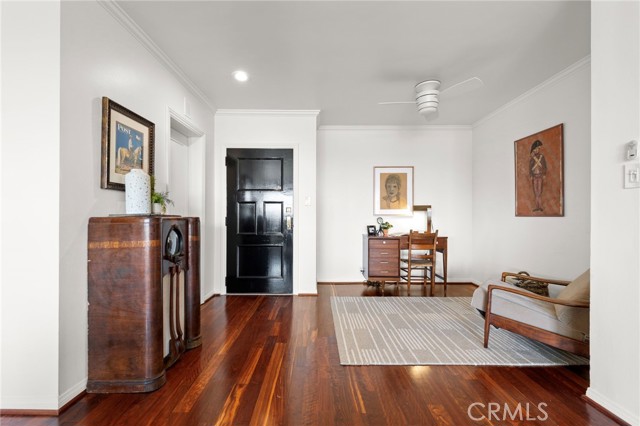 Detail Gallery Image 4 of 67 For 103 Ravenna Dr #23,  Long Beach,  CA 90803 - 2 Beds | 2 Baths