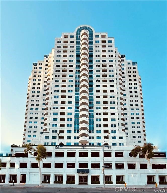525 E Seaside Way #308