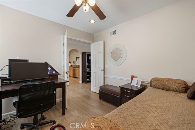 Detail Gallery Image 8 of 55 For 15845 Rosehaven, Canyon Country,  CA 91387 - 4 Beds | 3 Baths