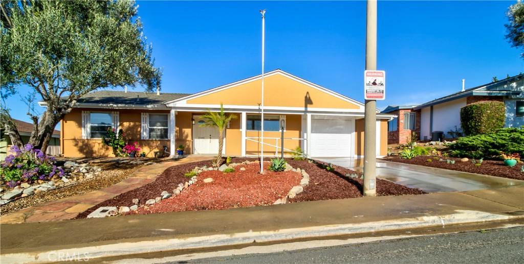 16445 Roca Drive - photo 2