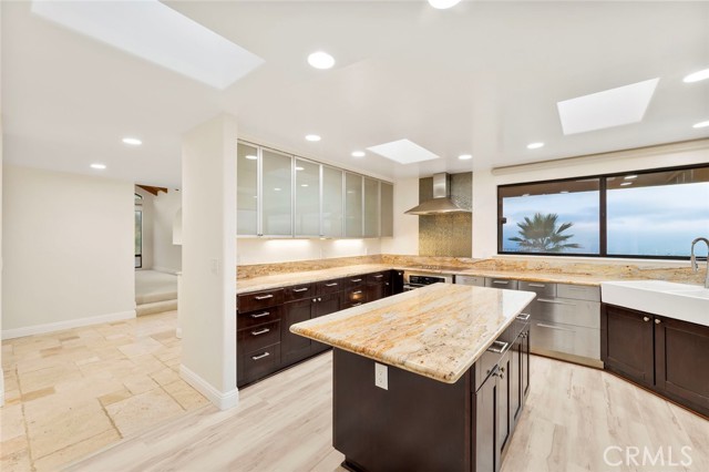 Detail Gallery Image 11 of 50 For 3696 Camino De Las Lomas, Vista,  CA 92084 - 3 Beds | 2/1 Baths
