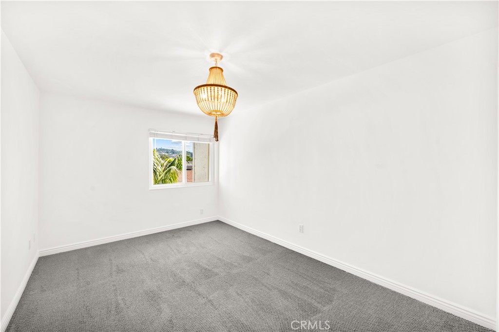 MLS #OC25236471 image #38