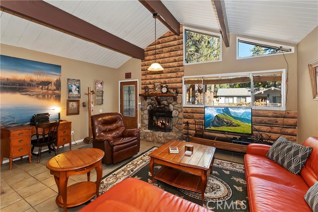 Detail Gallery Image 5 of 37 For 822 W Sherwood Bld, Big Bear City,  CA 92314 - 2 Beds | 1 Baths