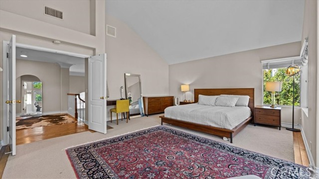 Image 35 of 62 For 2162 Euclid Avenue