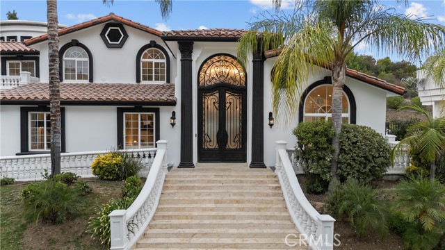 Detail Gallery Image 15 of 68 For 3856 Vista Linda Dr, Encino,  CA 91316 - 5 Beds | 6 Baths