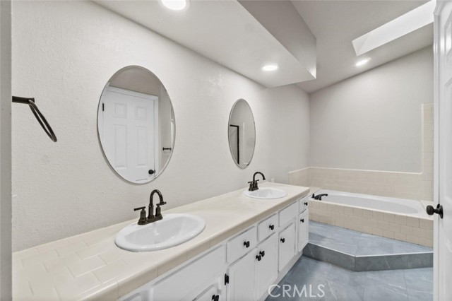 Detail Gallery Image 17 of 26 For 645 E Champlain Dr #132,  Fresno,  CA 93730 - 2 Beds | 2 Baths