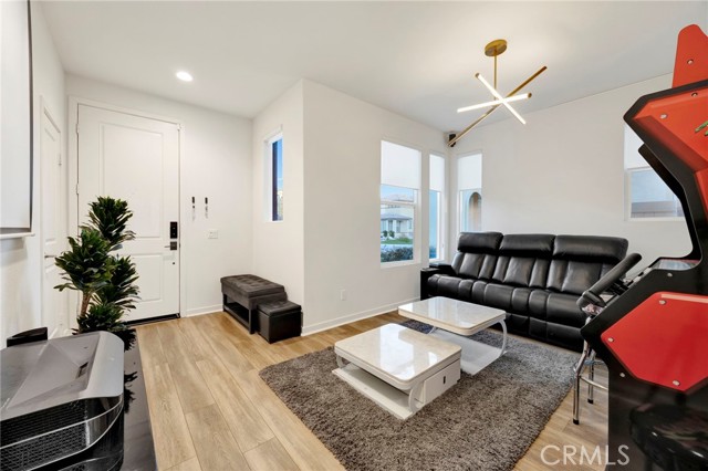 Detail Gallery Image 18 of 49 For 28427 Ascent, Saugus,  CA 91350 - 3 Beds | 3 Baths