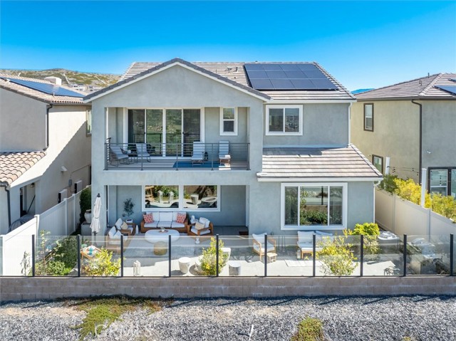 Detail Gallery Image 17 of 63 For 18262 Astro Ct, Saugus,  CA 91350 - 4 Beds | 3 Baths