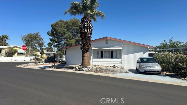 69481 Midpark Drive, Desert Hot Springs CA: https://media.crmls.org/medias/41ca941f-0579-4285-8c49-d5a2d427e39a.jpg