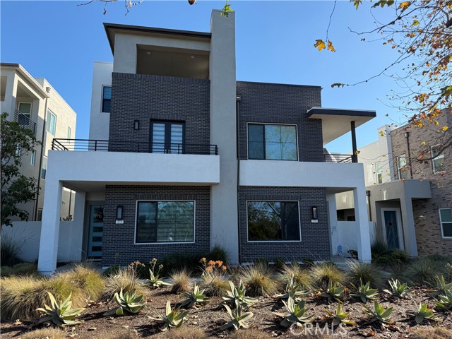 Detail Gallery Image 2 of 67 For 273 Novel, Irvine,  CA 92618 - 4 Beds | 3/1 Baths