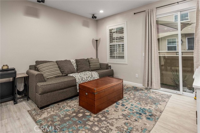 Detail Gallery Image 6 of 28 For 2241 Indus Way, San Marcos,  CA 92078 - 2 Beds | 2/1 Baths