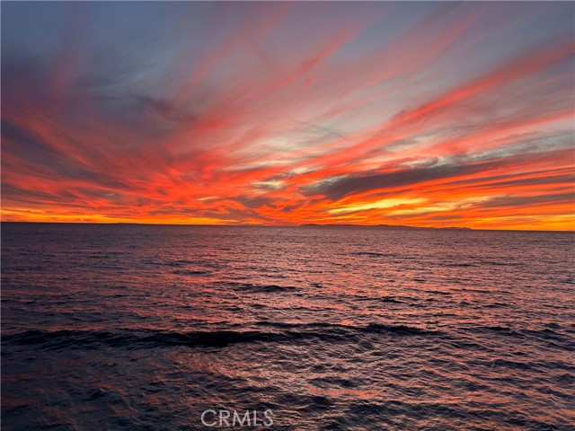 Detail Gallery Image 19 of 20 For 1249 Ocean Front #C,  Laguna Beach,  CA 92651 - 3 Beds | 2 Baths