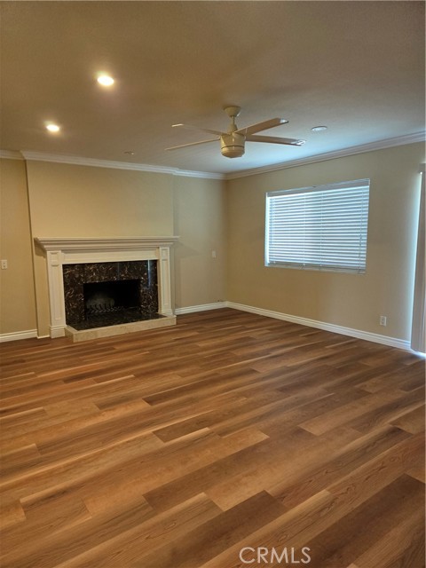 Detail Gallery Image 10 of 37 For 1026 Damascus Cir, Costa Mesa,  CA 92626 - 5 Beds | 3 Baths