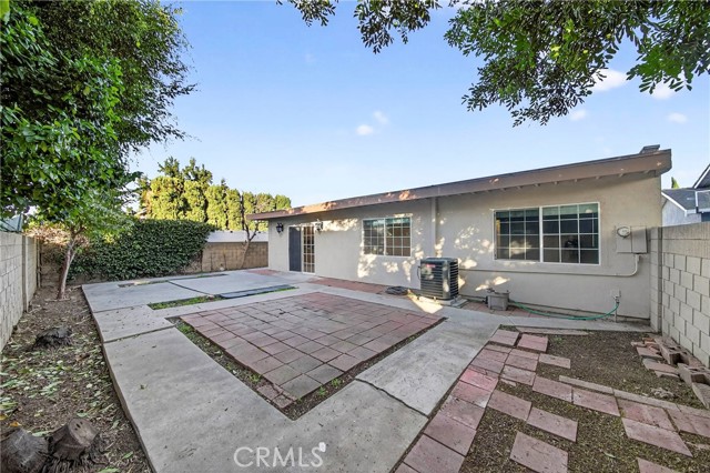 Detail Gallery Image 39 of 45 For 5267 Meadow Wood, Lakewood,  CA 90712 - 3 Beds | 2 Baths