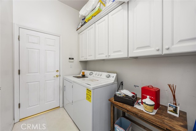 Detail Gallery Image 38 of 51 For 2403 Crocus Dr, Bakersfield,  CA 93311 - 3 Beds | 2 Baths