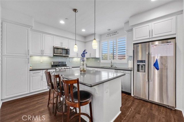 Detail Gallery Image 8 of 44 For 12473 Constellation St, Corona,  CA 91752 - 4 Beds | 3/1 Baths