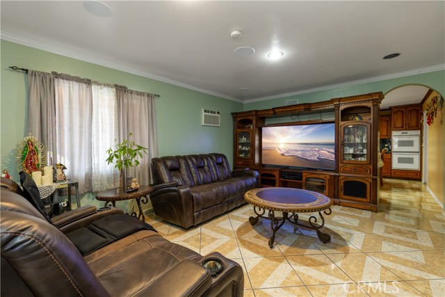Detail Gallery Image 6 of 36 For 1843 Cerritos Ave, Long Beach,  CA 90806 - – Beds | – Baths