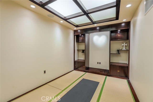 Image 71 of 75 For 25711 Shady Oak Ln