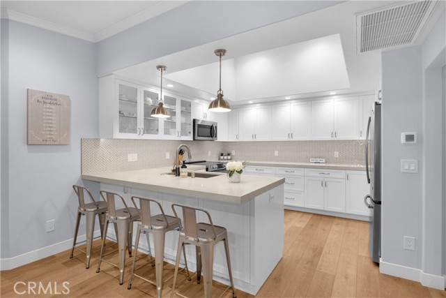 Detail Gallery Image 19 of 51 For 1671 Interlachen 285l,  Seal Beach,  CA 90740 - 2 Beds | 2 Baths