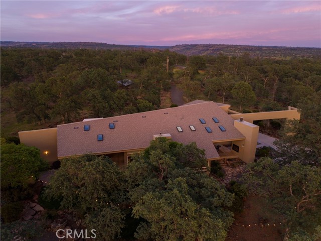 Detail Gallery Image 69 of 73 For 189 Indian Cliffs Drive, Chico,  CA 95973 - 3 Beds | 3/1 Baths