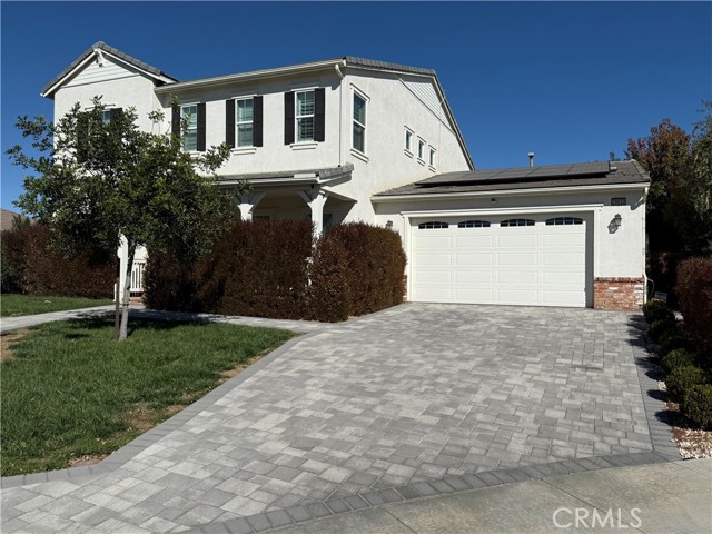 Detail Gallery Image 2 of 29 For 29632 Canyonlands Dr, Menifee,  CA 92585 - 5 Beds | 3/1 Baths