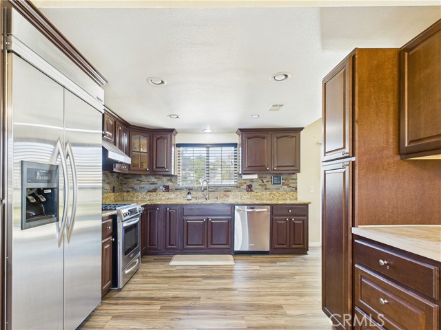 Detail Gallery Image 9 of 38 For 1748 Corona Ave, Norco,  CA 92860 - 4 Beds | 2 Baths