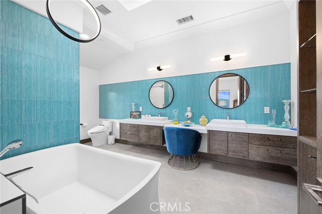 15877 Esquilime Drive, Chino Hills CA: https://media.crmls.org/medias/41cf7f00-d158-4f96-900d-056400e752d9.jpg