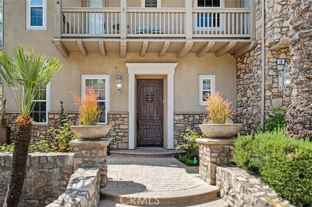 18 Calle Pacifica, San Clemente CA: https://media.crmls.org/medias/41cf80fe-f9a1-4703-9cfa-ef69deafaa2f.jpg
