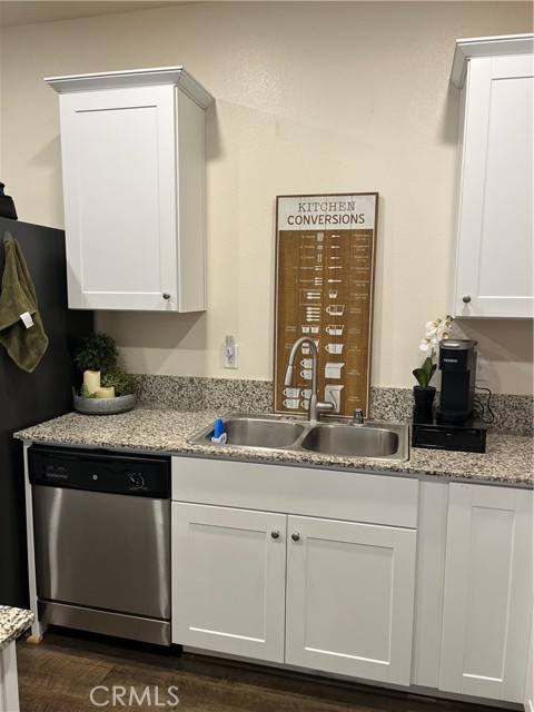 Detail Gallery Image 15 of 48 For 665 Phelps Dr, Merced,  CA 95348 - 4 Beds | 2 Baths