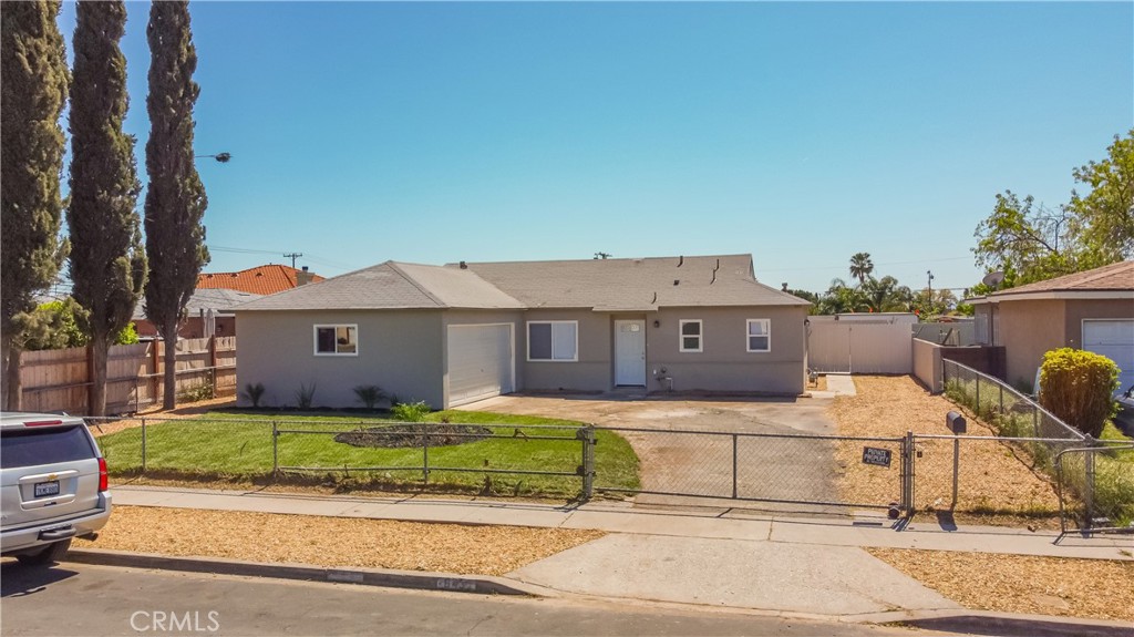 Residential for sale in Rialto, California, CV21065160