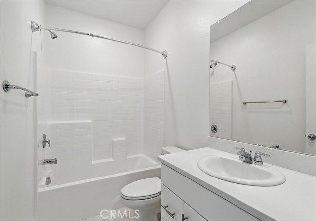 30248 Sunset Pier Drive, Menifee CA: https://media.crmls.org/medias/41d19306-7ee6-4b72-af59-db3ec041668d.jpg