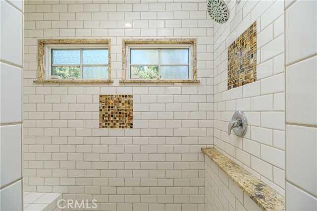 Detail Gallery Image 16 of 38 For 16 Meadow View Ln, San Geronimo,  CA 94963 - 3 Beds | 3/2 Baths