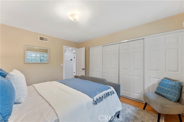 Detail Gallery Image 14 of 21 For 3024 Shakespeare Dr, Pasadena,  CA 91107 - 3 Beds | 2/1 Baths