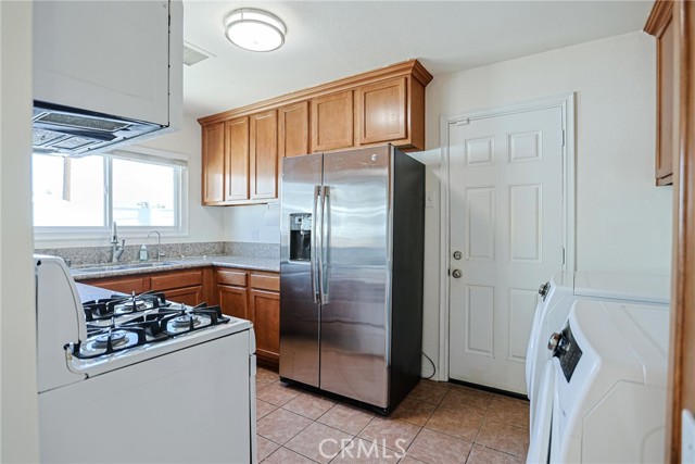 Detail Gallery Image 11 of 43 For 7586 El Prado, Buena Park,  CA 90620 - 5 Beds | 3 Baths