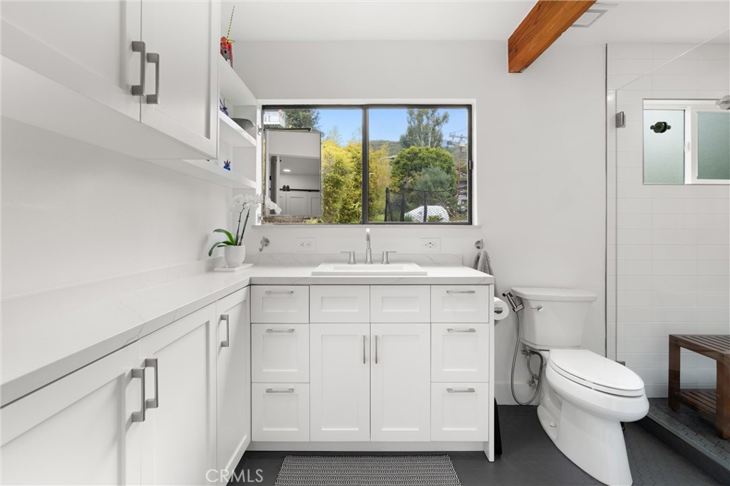 41d34665 F607 4a99 80ae F4ee07aab125