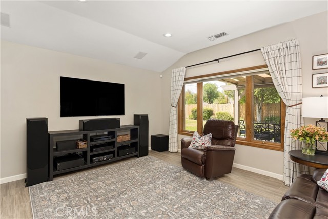 Detail Gallery Image 17 of 45 For 28216 Eucalyptus, Highland,  CA 92346 - 3 Beds | 2/1 Baths