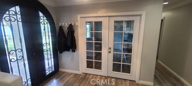 Detail Gallery Image 5 of 32 For 17011 via Los Caballeros, Riverside,  CA 92504 - 5 Beds | 2 Baths