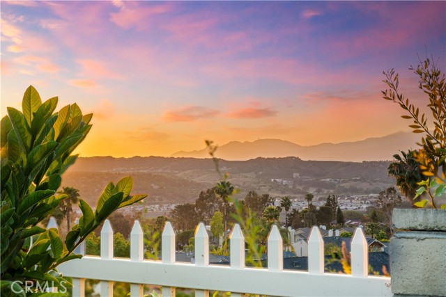 23929 Sunset Crossing Road, Diamond Bar CA: https://media.crmls.org/medias/41d4e9ea-aefb-4670-afd3-88f55a22bea1.jpg