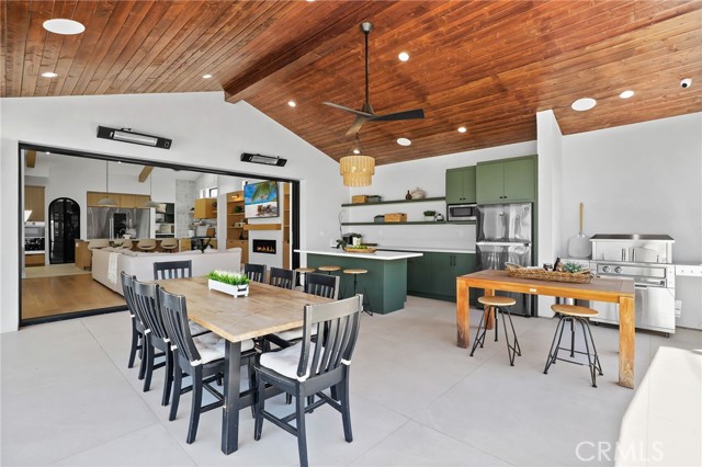 11444 Harrisburg Road, Rossmoor CA: https://media.crmls.org/medias/41d53e28-d599-4be8-8993-4121dc8a8177.jpg