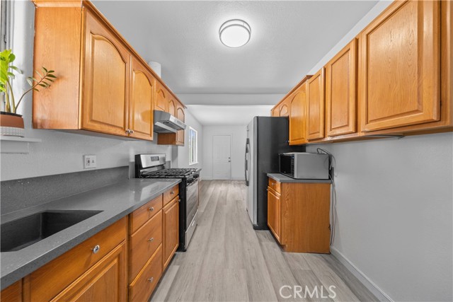1571 E Olive Street, Ontario CA: https://media.crmls.org/medias/41d5f5a8-db7f-438f-af6f-5d34c3f17da9.jpg