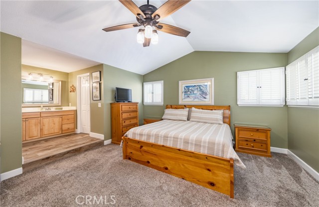 21992 Hoi Circle, Lake Forest CA: https://media.crmls.org/medias/41d72ac7-d461-42e0-b98d-6545650a1a0a.jpg