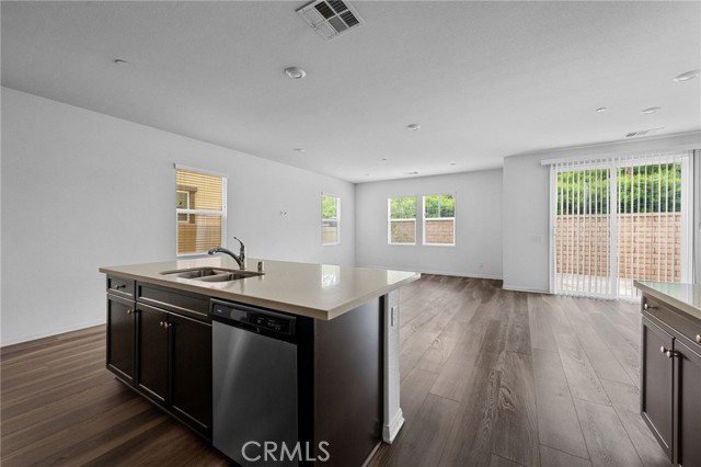 893 Harvest Avenue, Upland CA: https://media.crmls.org/medias/41d7820d-2cee-47a3-9933-33815b493993.jpg