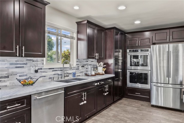 11131 Alburtis Avenue, Norwalk CA: https://media.crmls.org/medias/41d790f3-beaa-46be-ae64-9dc3253b8bb0.jpg