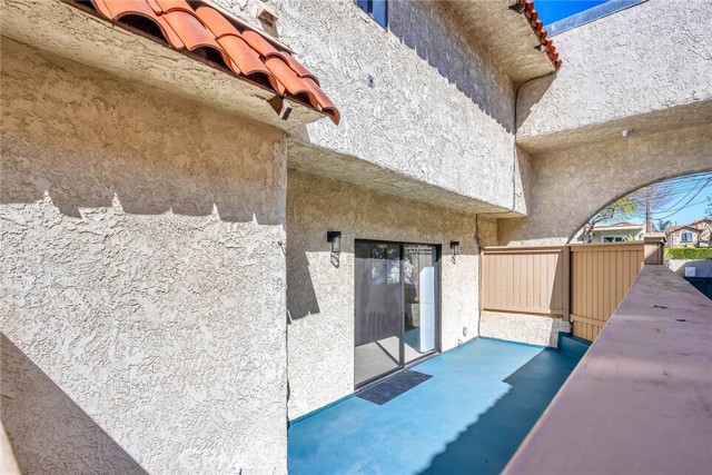 105 South Irena Avenue, Redondo Beach, California 90277, 3 Bedrooms Bedrooms, ,2 BathroomsBathrooms,Residential,For Sale,South Irena Avenue,SB25048338