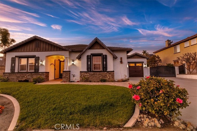 Detail Gallery Image 2 of 72 For 229 Oldenburg Ln, Norco,  CA 92860 - 4 Beds | 3 Baths