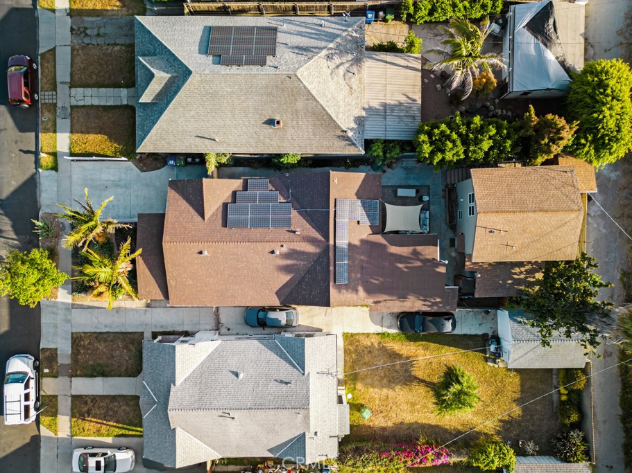 https://media.crmls.org/medias/41d8cdd8-0afa-4898-92d9-183e20a4b731.jpg?preset=X-Large