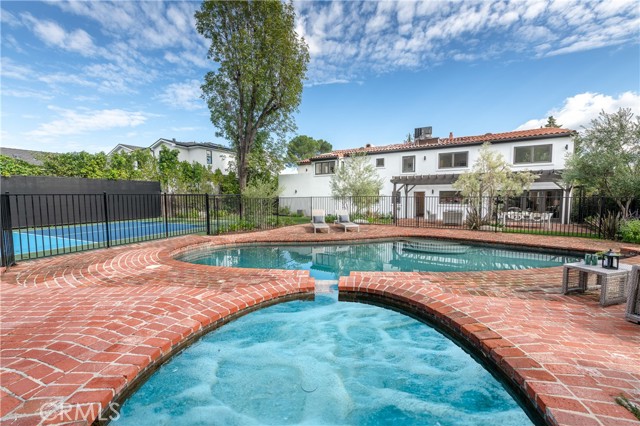 Detail Gallery Image 33 of 45 For 17153 Adlon Rd, Encino,  CA 91436 - 5 Beds | 5/1 Baths