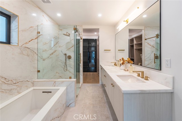 Detail Gallery Image 32 of 49 For 422 20th St, Huntington Beach,  CA 92648 - 3 Beds | 4/1 Baths